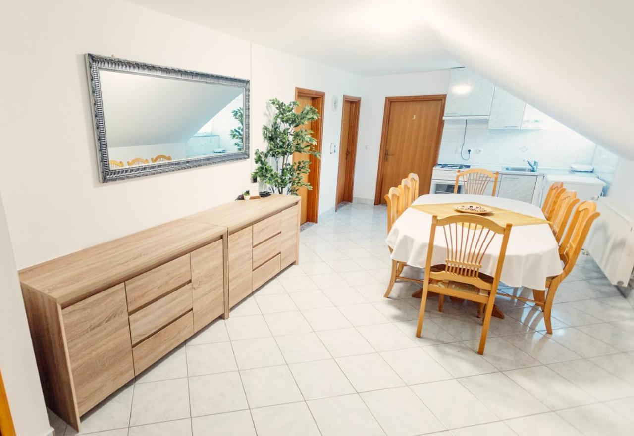 Frankovic Bed&Breakfast Vinica Esterno foto