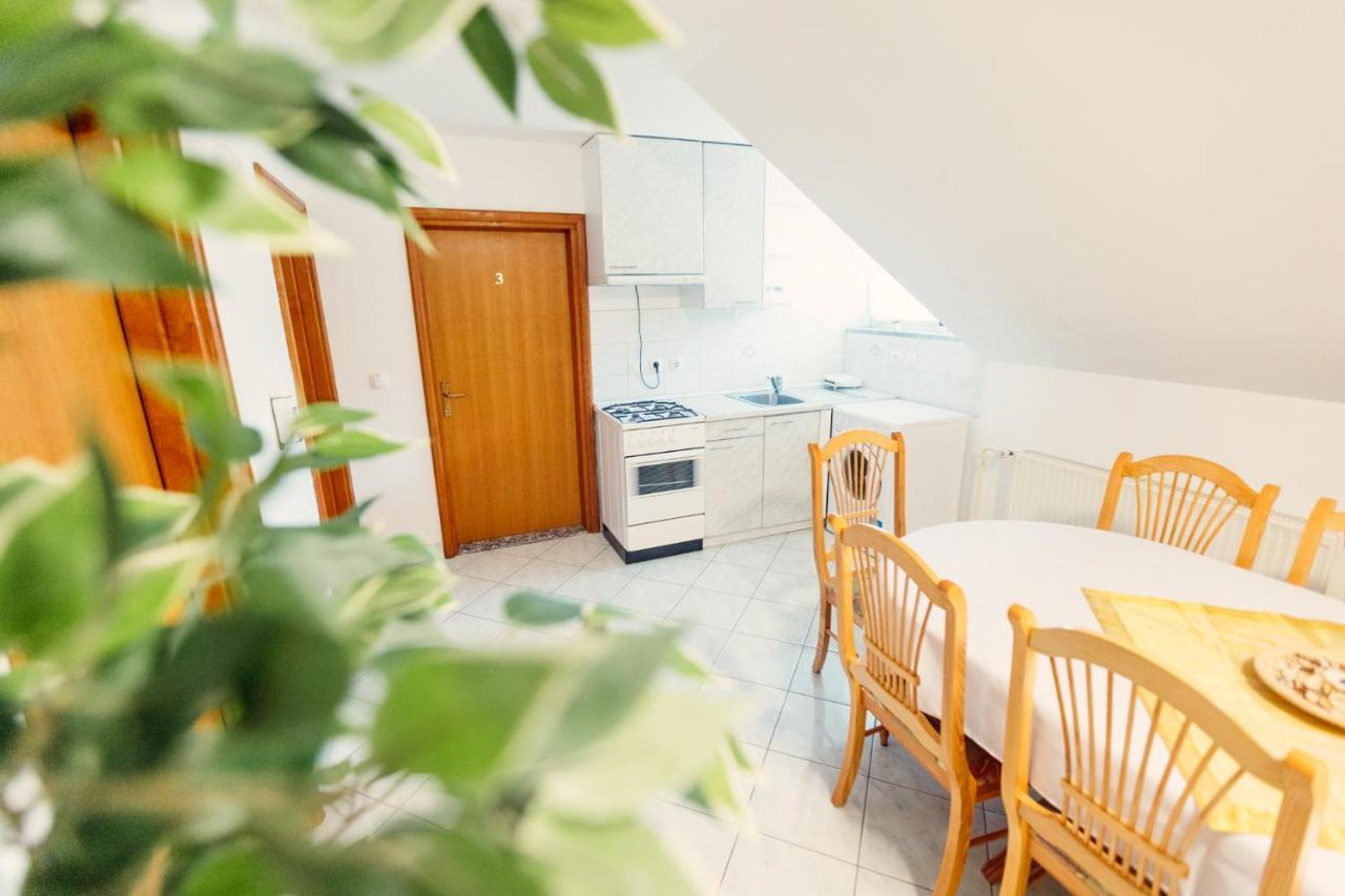 Frankovic Bed&Breakfast Vinica Esterno foto